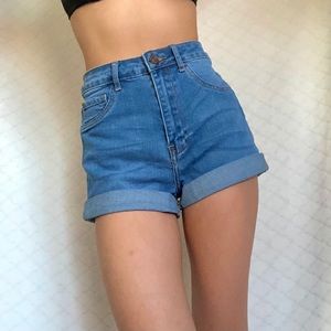 ❗️SOLD❗️Forever21 | High-Rise Denim Shorts